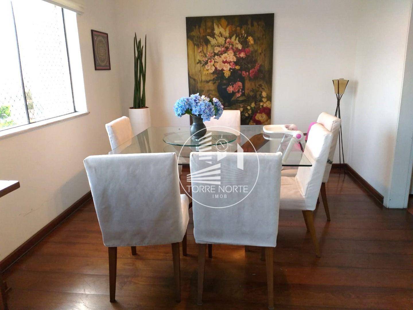 Apartamento à venda com 4 quartos, 236m² - Foto 4