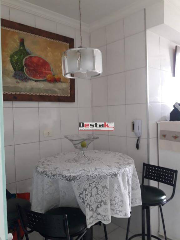 Apartamento à venda com 2 quartos, 90m² - Foto 8