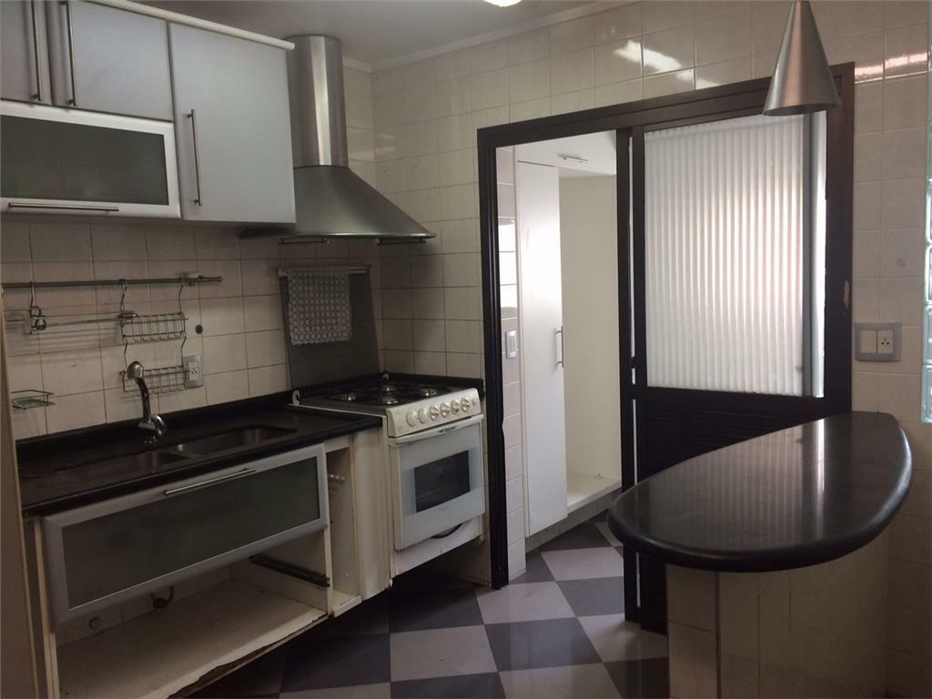 Apartamento à venda com 3 quartos, 125m² - Foto 4