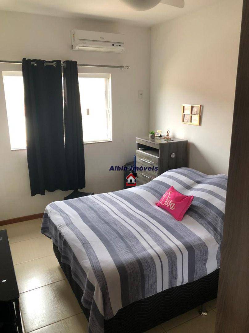 Casa à venda com 3 quartos, 120m² - Foto 5