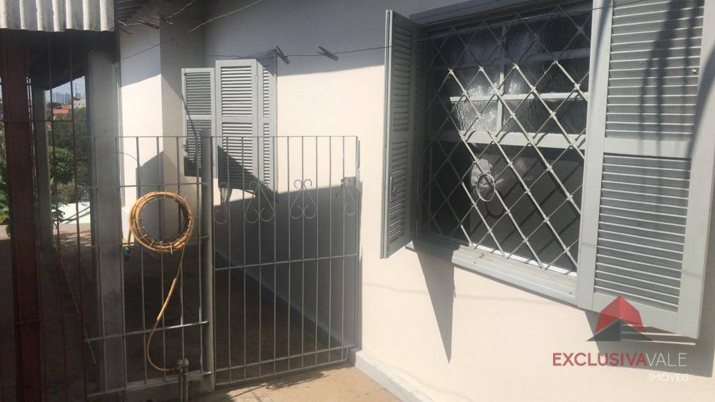 Casa à venda com 3 quartos, 267m² - Foto 18