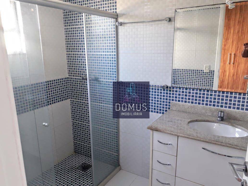 Casa à venda com 3 quartos, 198m² - Foto 11