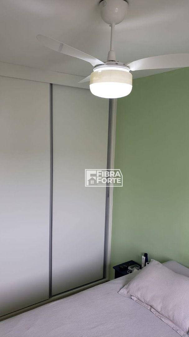 Apartamento à venda com 2 quartos, 55m² - Foto 11