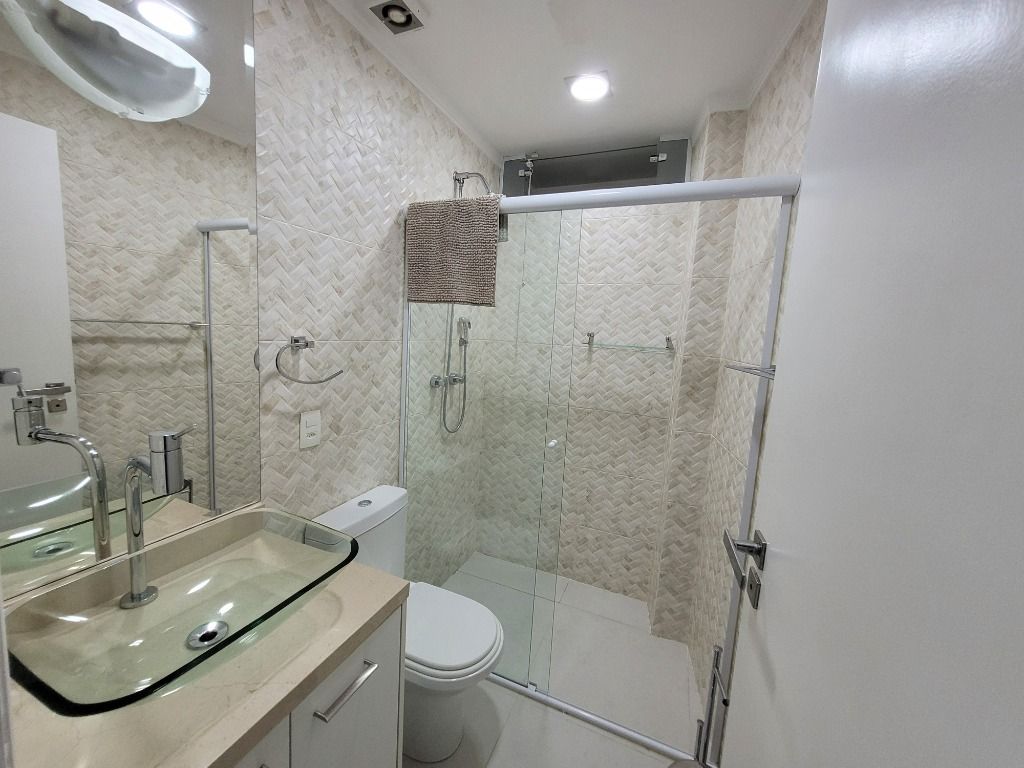 Apartamento à venda com 3 quartos, 168m² - Foto 13