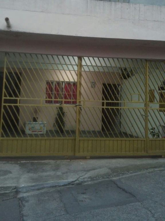 Sobrado à venda com 3 quartos, 60m² - Foto 1