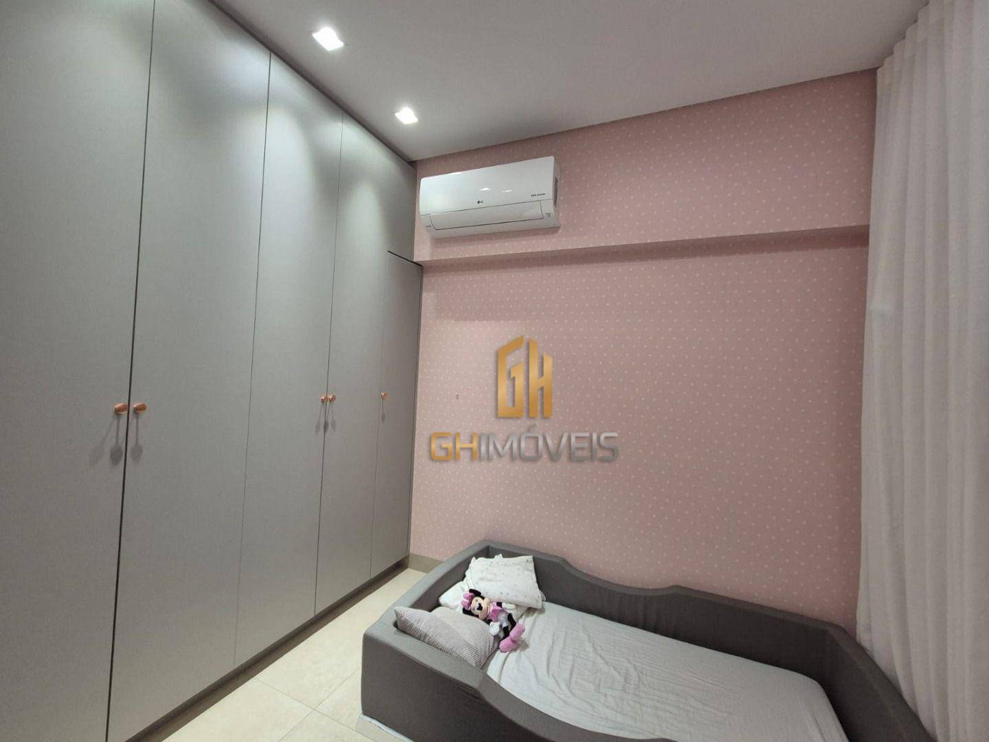 Apartamento à venda com 2 quartos, 77m² - Foto 15