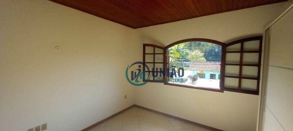 Casa à venda com 3 quartos, 300m² - Foto 12