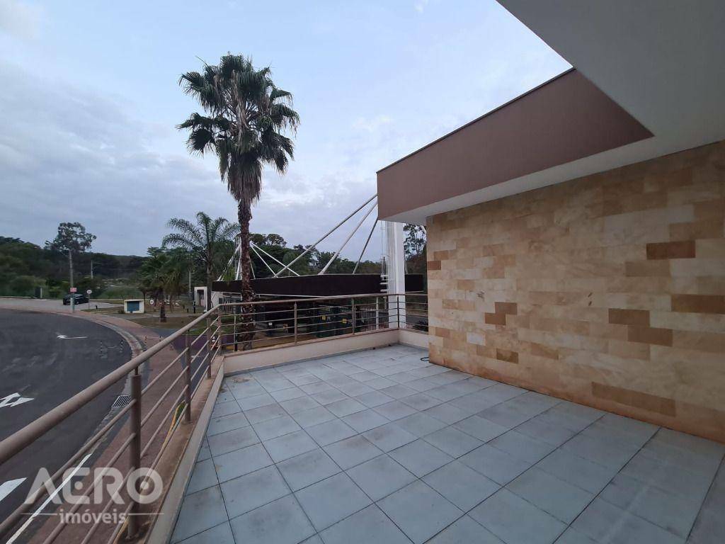 Casa de Condomínio à venda com 4 quartos, 272m² - Foto 2