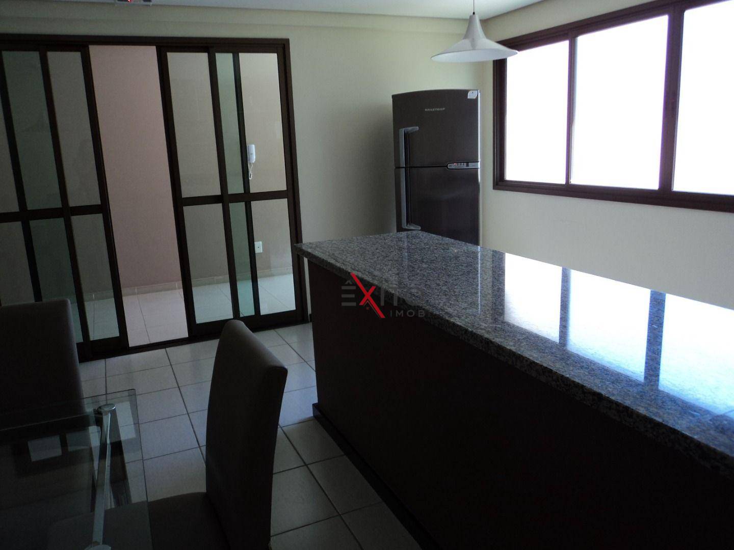 Apartamento para alugar com 3 quartos, 92m² - Foto 6