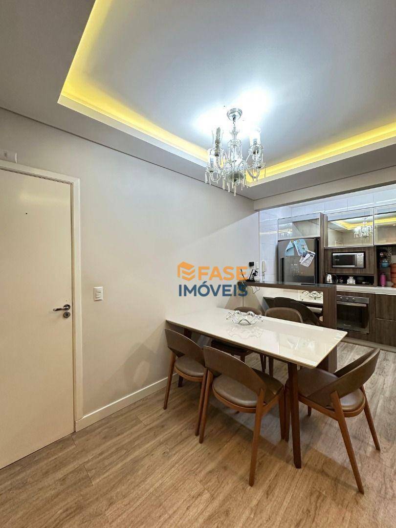 Apartamento à venda com 3 quartos, 77m² - Foto 4