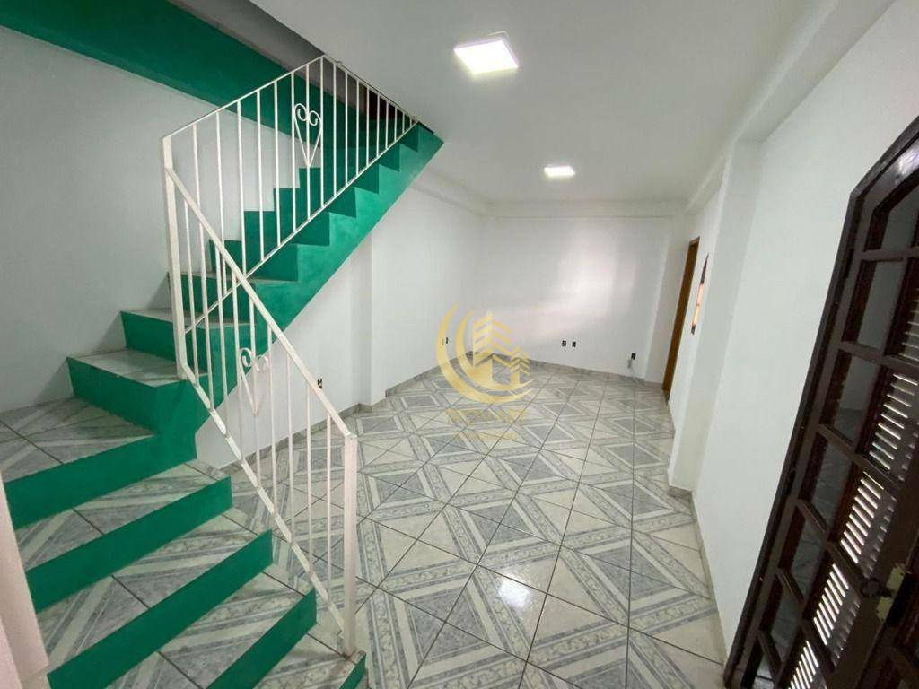 Casa à venda com 3 quartos, 270m² - Foto 5