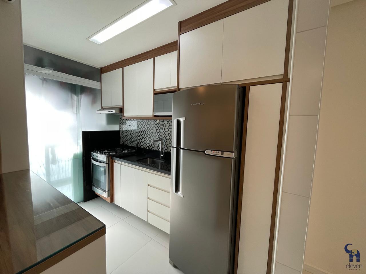 Apartamento à venda com 2 quartos, 60m² - Foto 26