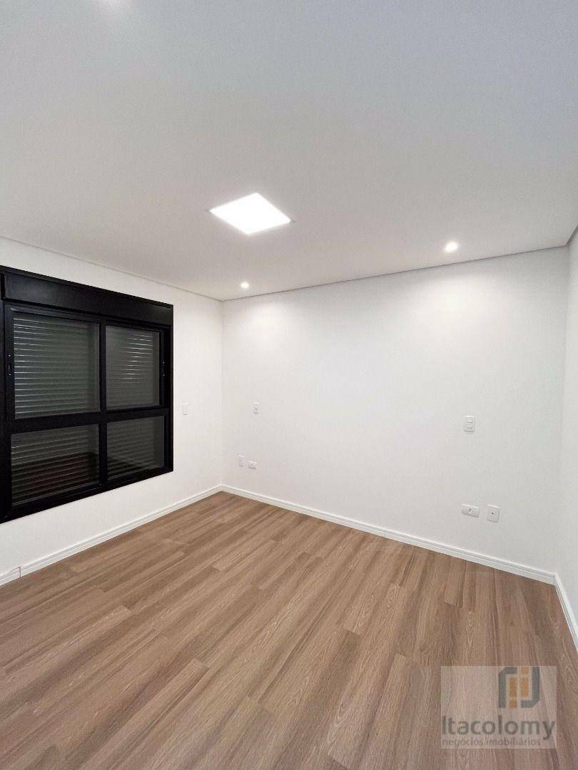 Casa de Condomínio à venda com 3 quartos, 220m² - Foto 28
