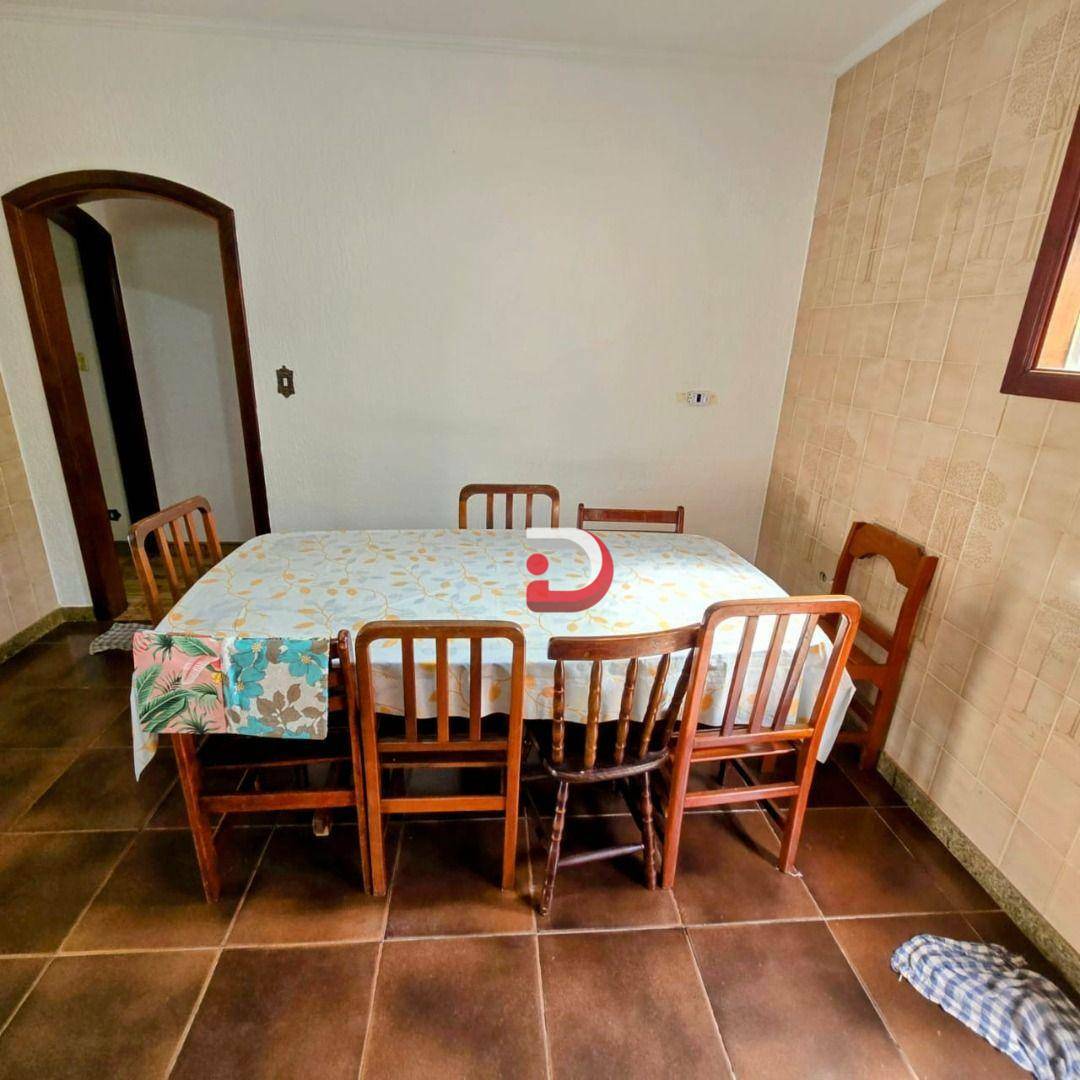 Casa à venda e aluguel com 4 quartos, 140m² - Foto 10