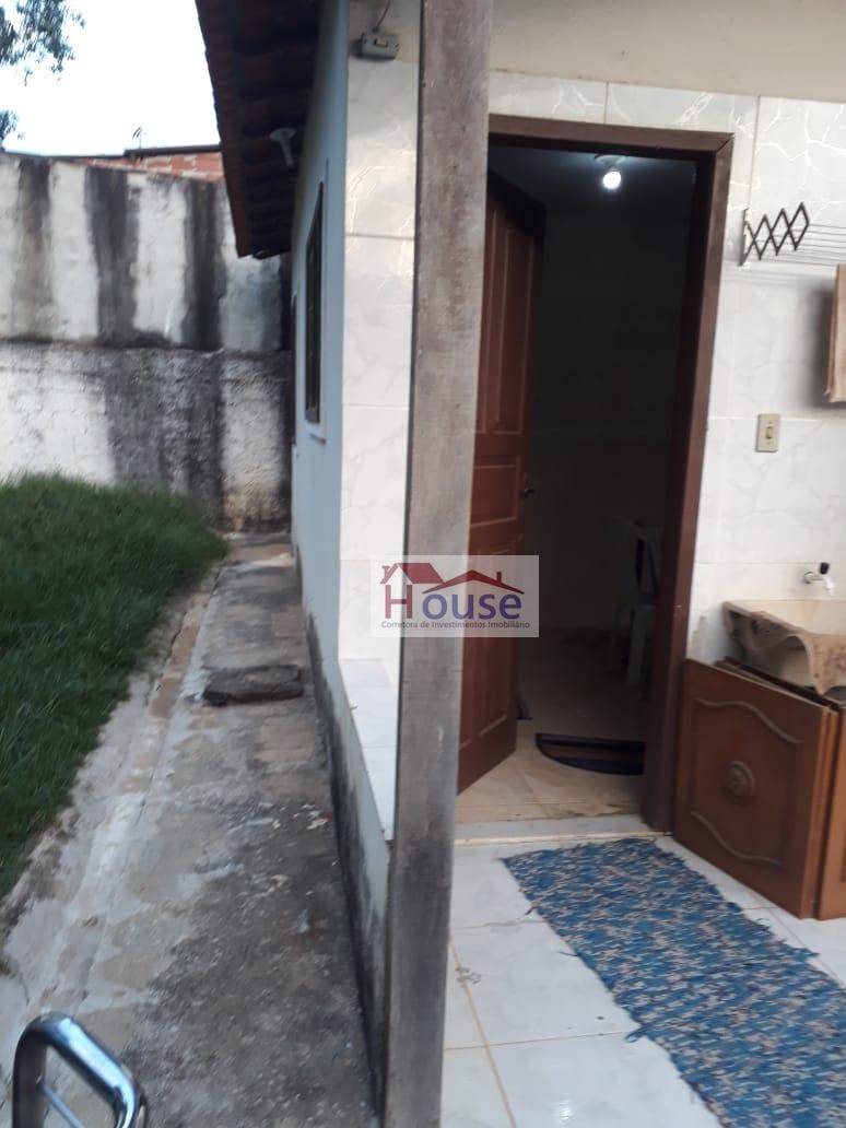 Casa à venda com 3 quartos, 89m² - Foto 4