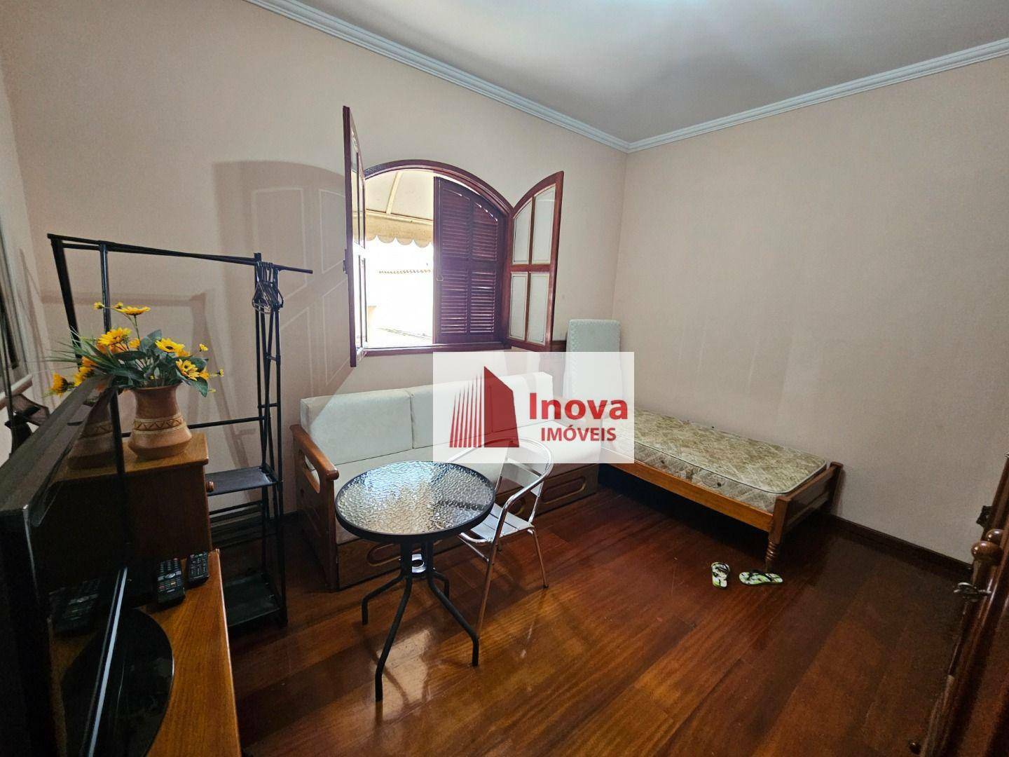 Casa à venda com 4 quartos, 245m² - Foto 31