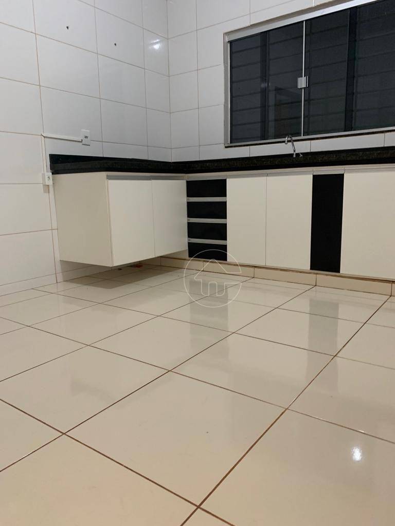 Casa à venda com 2 quartos, 120m² - Foto 7