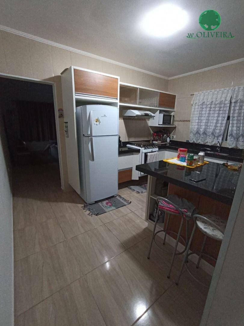 Casa à venda com 2 quartos, 80m² - Foto 5