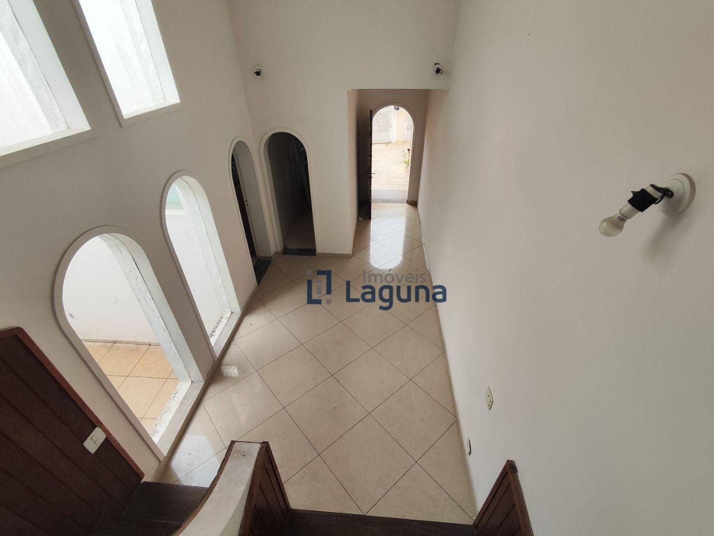 Casa à venda com 6 quartos, 477m² - Foto 29