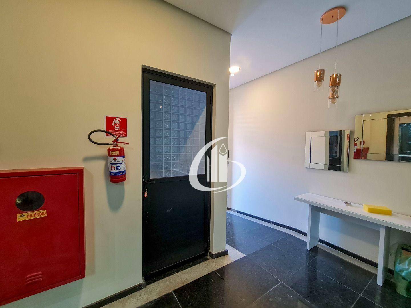 Apartamento para alugar com 2 quartos, 35m² - Foto 17