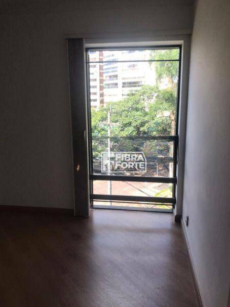 Apartamento à venda com 3 quartos, 161m² - Foto 23