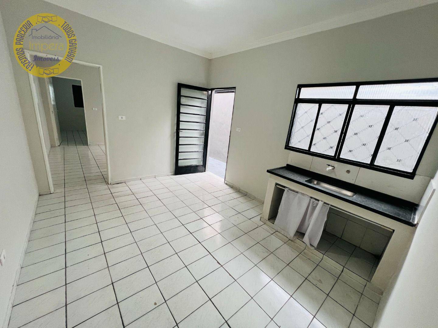 Casa para alugar com 2 quartos, 59m² - Foto 15