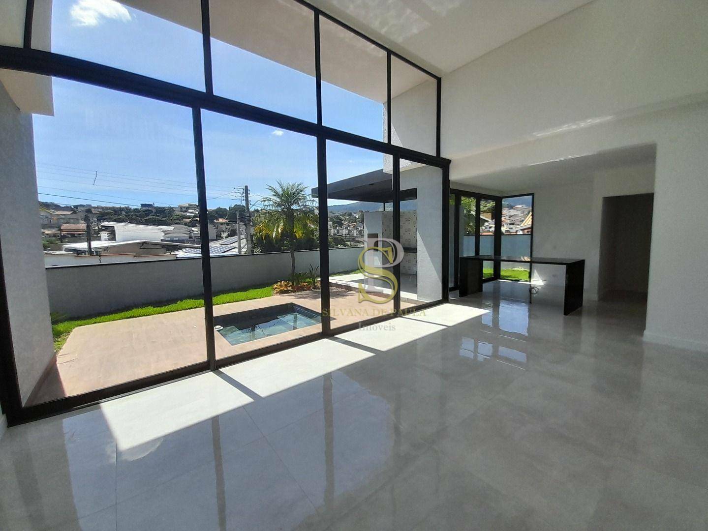 Casa à venda com 3 quartos, 235m² - Foto 7