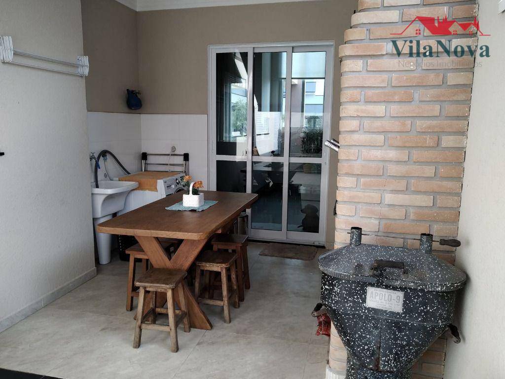 Casa de Condomínio para alugar com 3 quartos, 109m² - Foto 2
