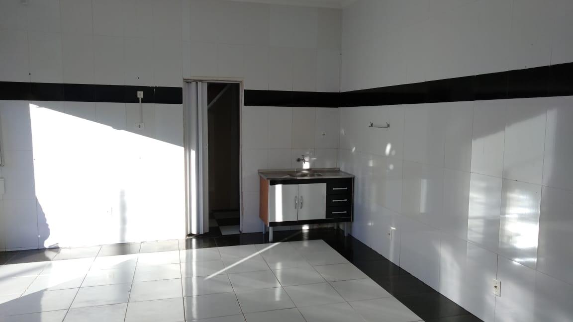 Sobrado à venda com 2 quartos, 80m² - Foto 2