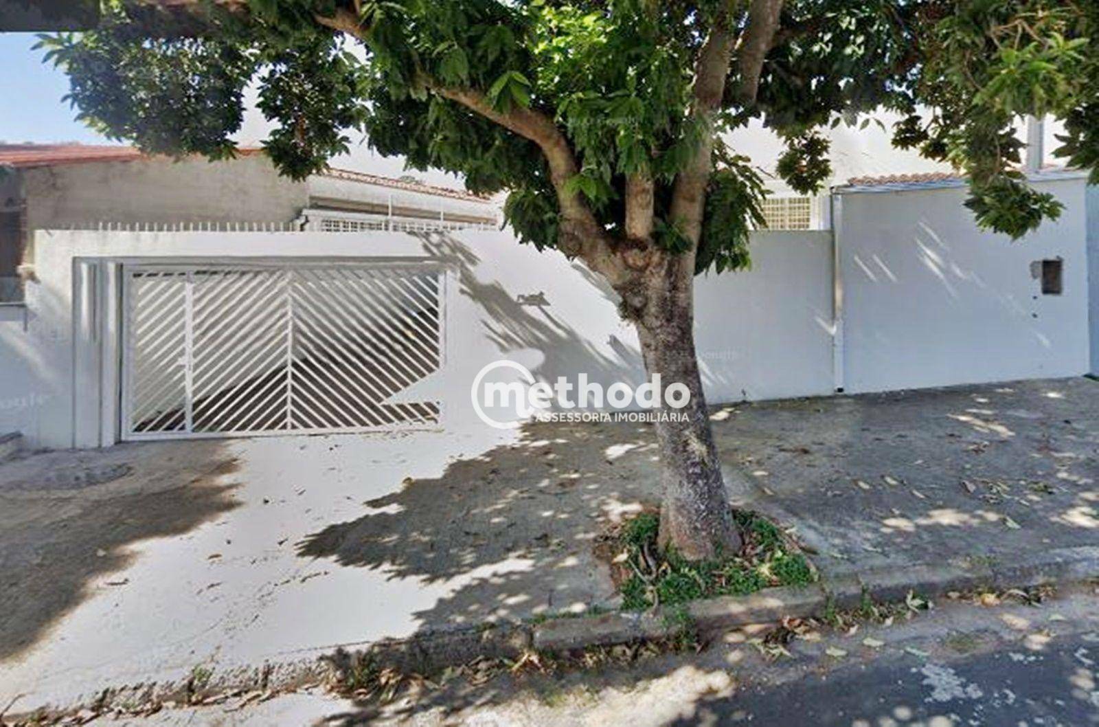 Casa à venda e aluguel com 3 quartos, 112m² - Foto 1