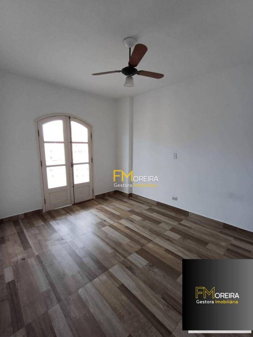 Apartamento para alugar com 3 quartos, 115m² - Foto 12