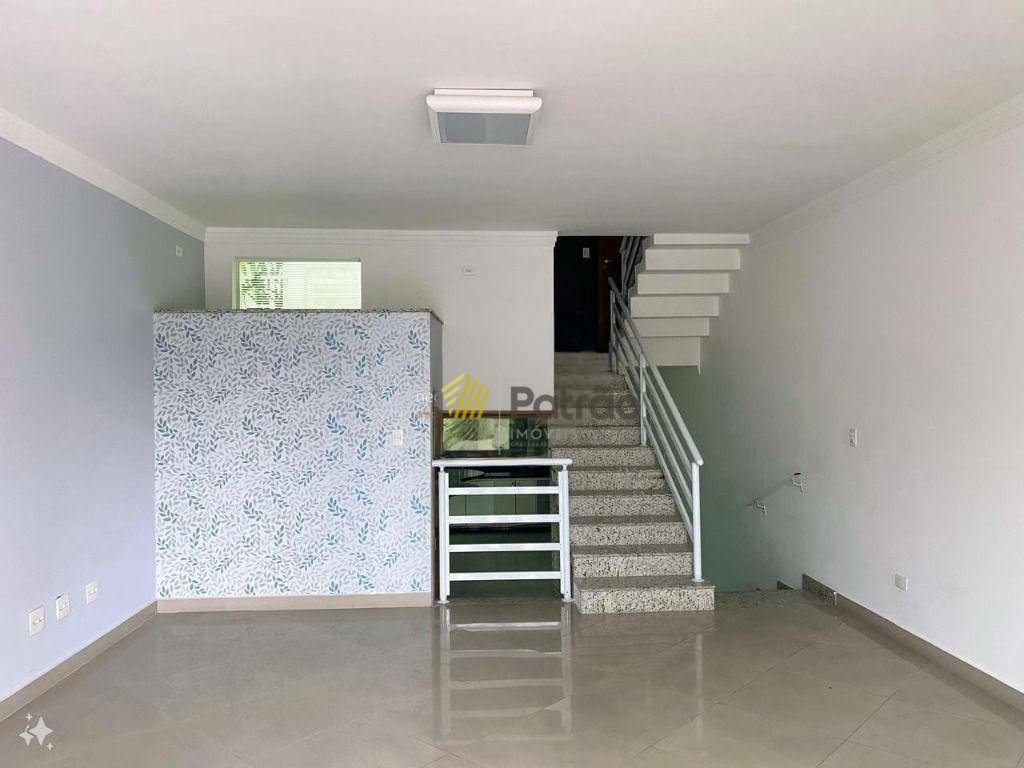 Sobrado à venda com 4 quartos, 216m² - Foto 4