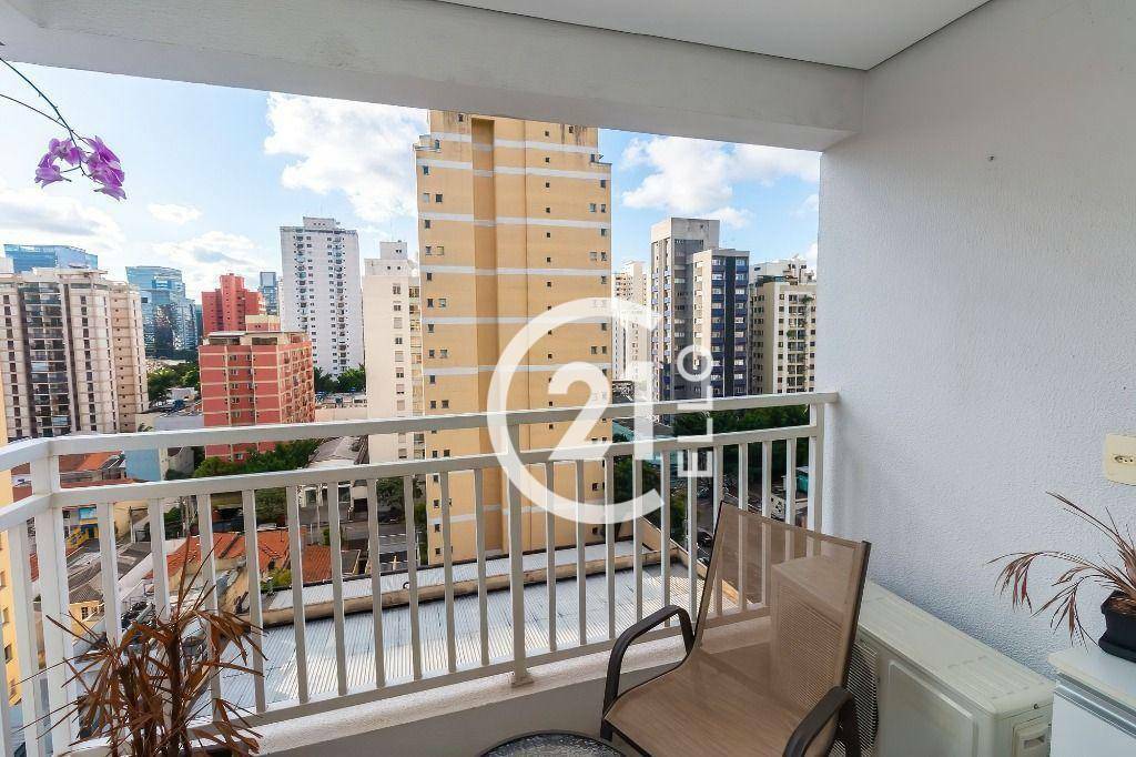 Apartamento para alugar com 2 quartos, 71m² - Foto 11