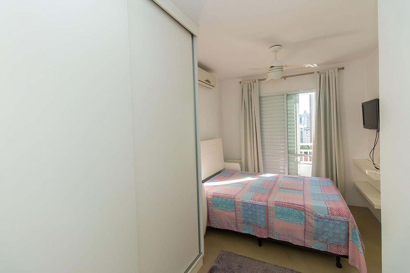 Apartamento para alugar com 2 quartos, 71m² - Foto 8