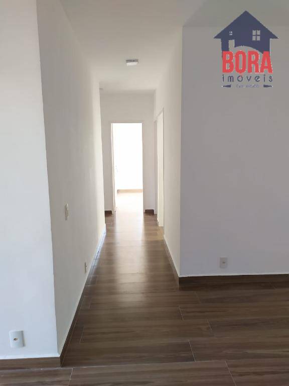 Apartamento à venda com 3 quartos, 85m² - Foto 3