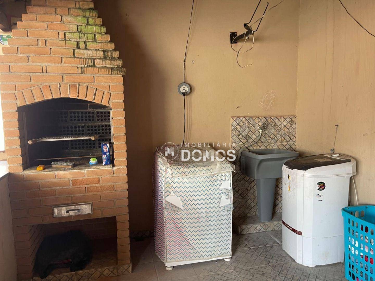 Casa à venda com 3 quartos, 300m² - Foto 18