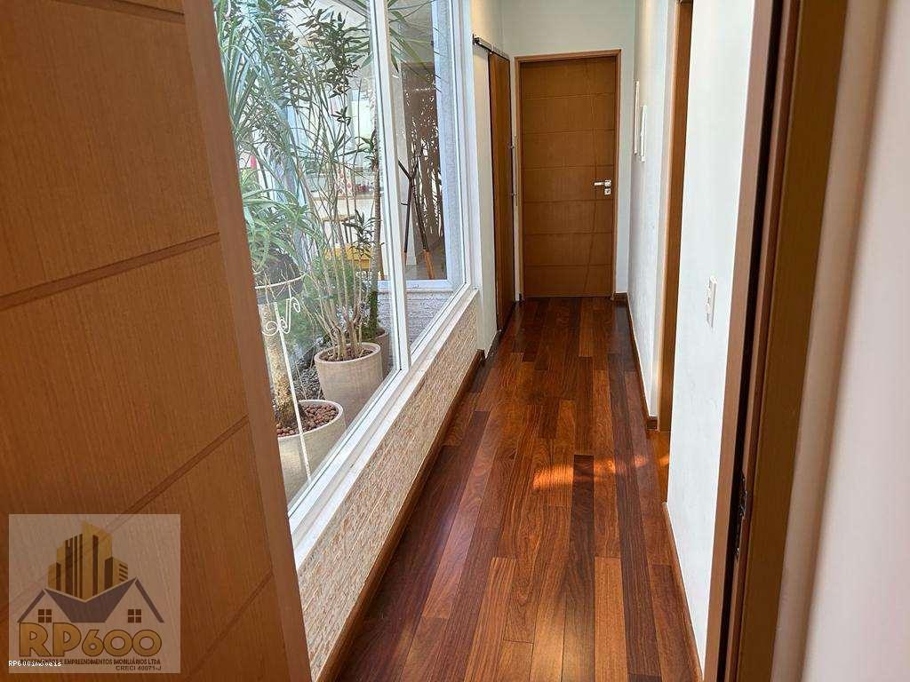 Casa de Condomínio à venda com 3 quartos, 560m² - Foto 17