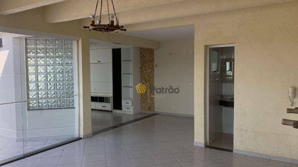 Cobertura à venda com 3 quartos, 220m² - Foto 22