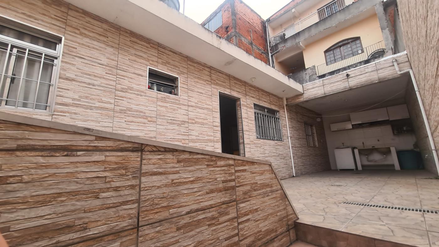 Casa para alugar com 2 quartos, 125m² - Foto 12