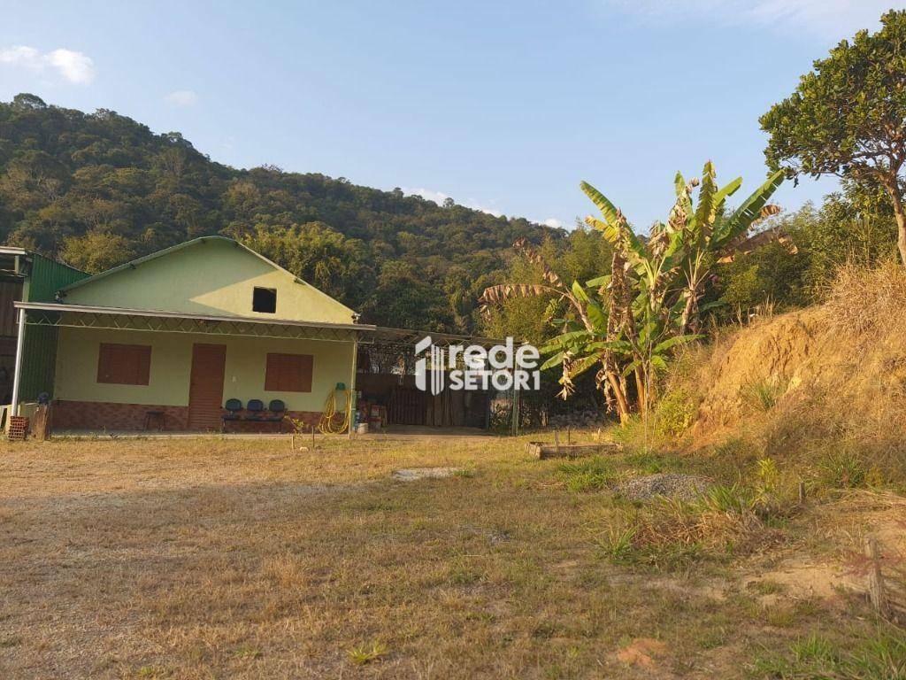 Casa à venda com 4 quartos, 280m² - Foto 18