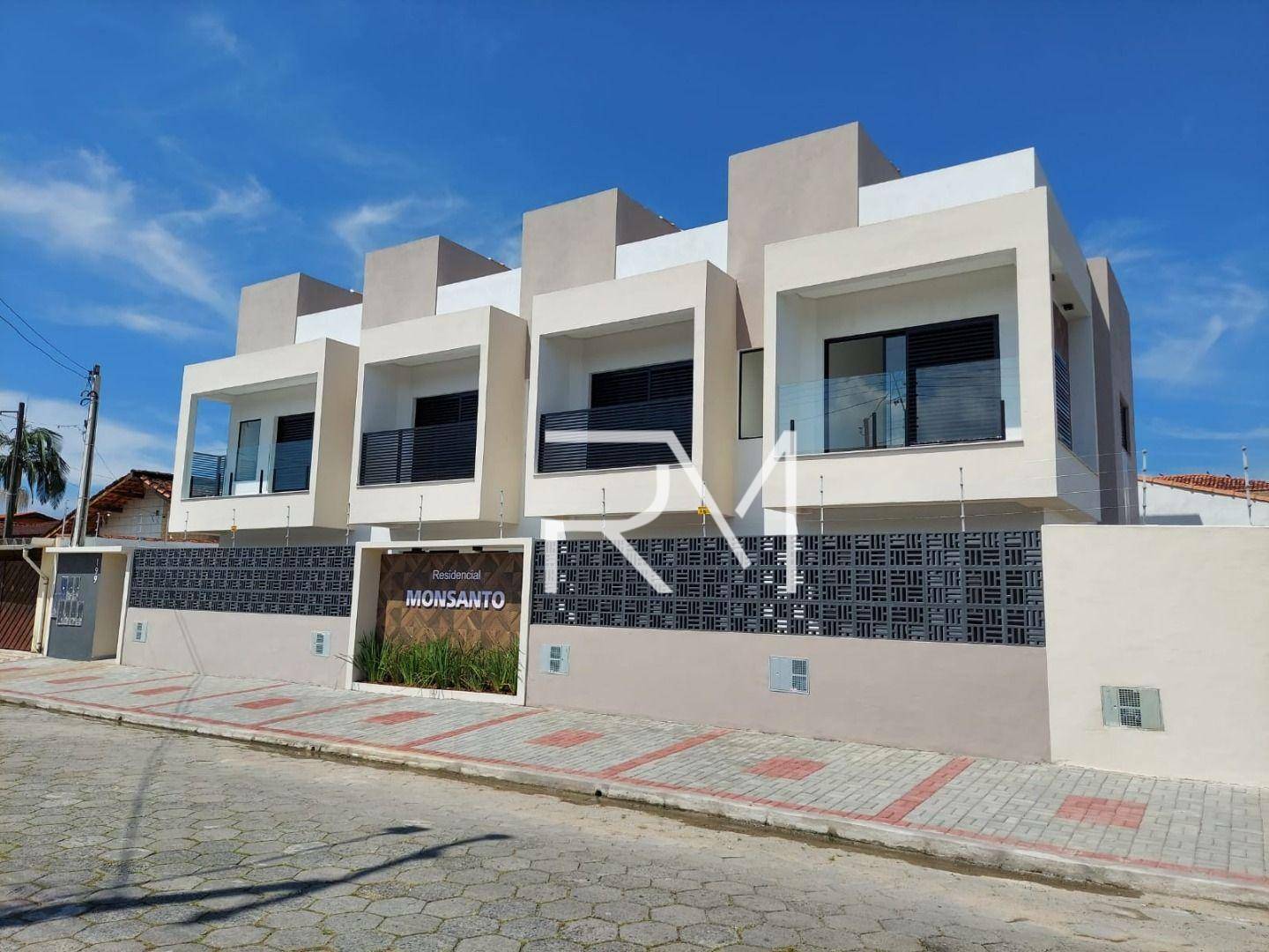 Sobrado à venda com 2 quartos, 75m² - Foto 1