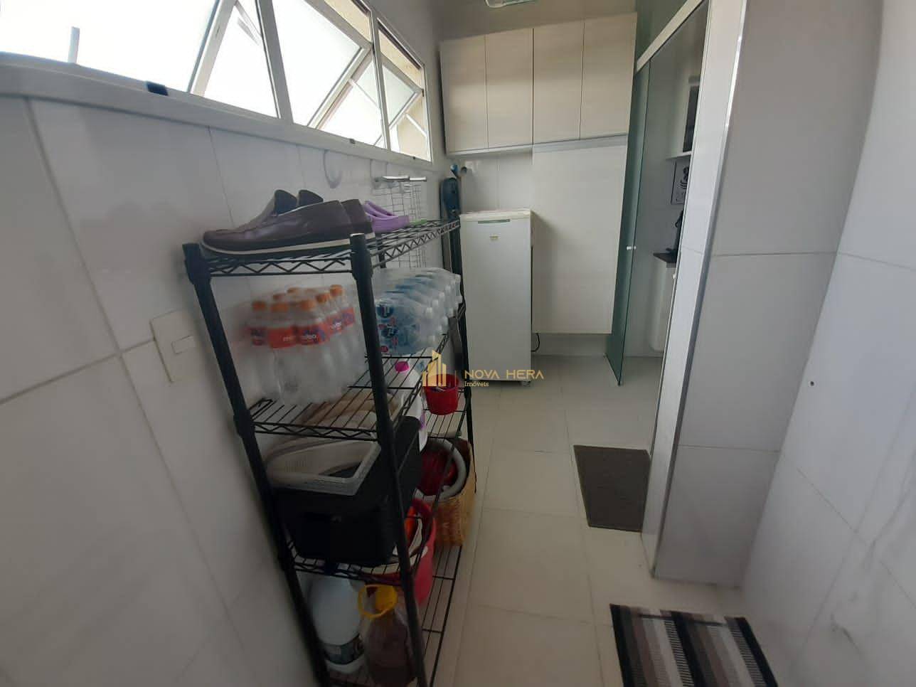 Apartamento à venda com 3 quartos, 75m² - Foto 20