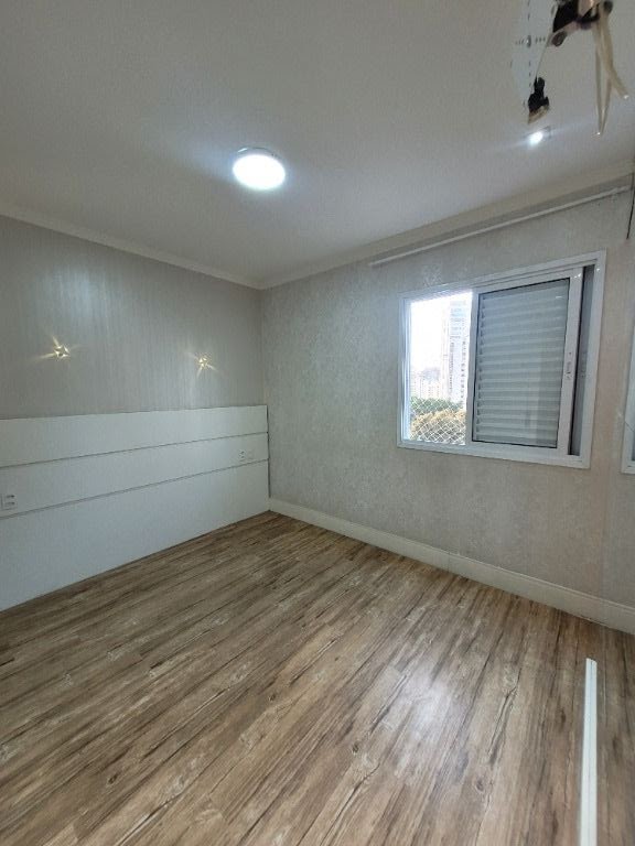 Apartamento para alugar com 2 quartos, 76m² - Foto 15