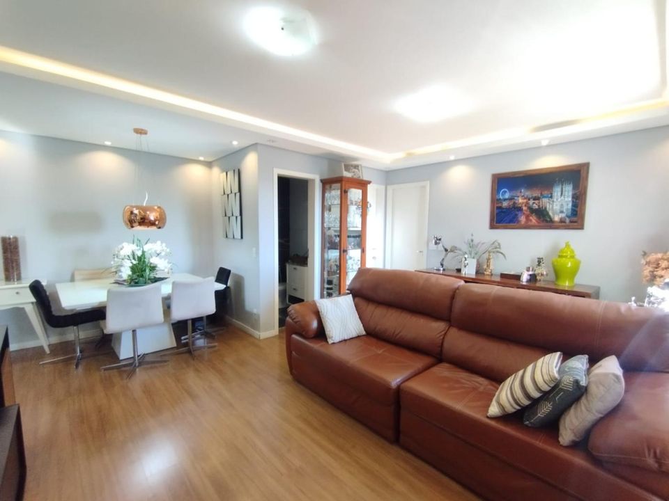 Apartamento à venda com 2 quartos, 69m² - Foto 3