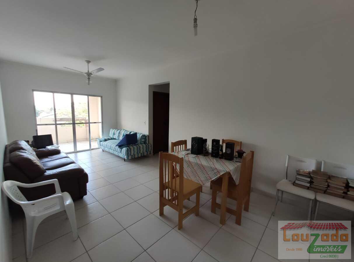 Apartamento à venda com 2 quartos, 77m² - Foto 2