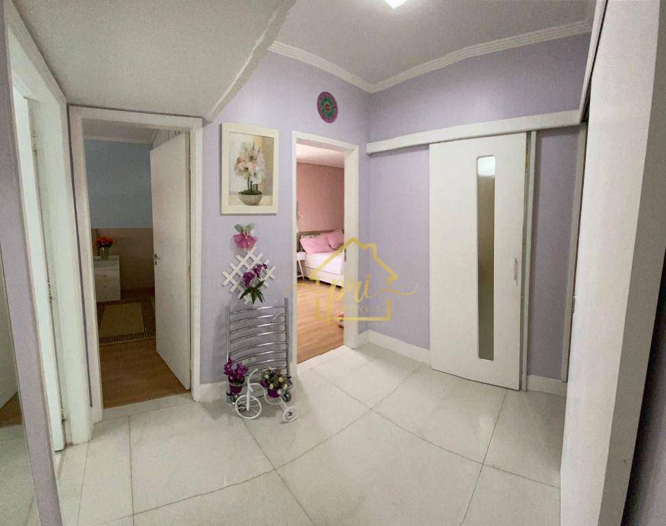 Apartamento à venda com 3 quartos, 141m² - Foto 4