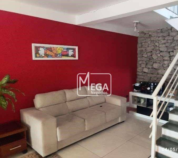 Chácara à venda com 3 quartos, 230m² - Foto 2