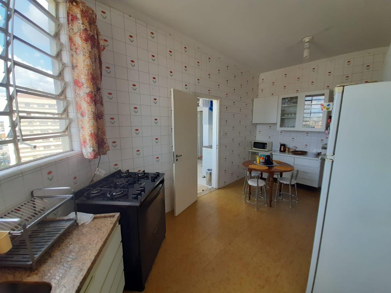 Apartamento à venda com 3 quartos, 107m² - Foto 11