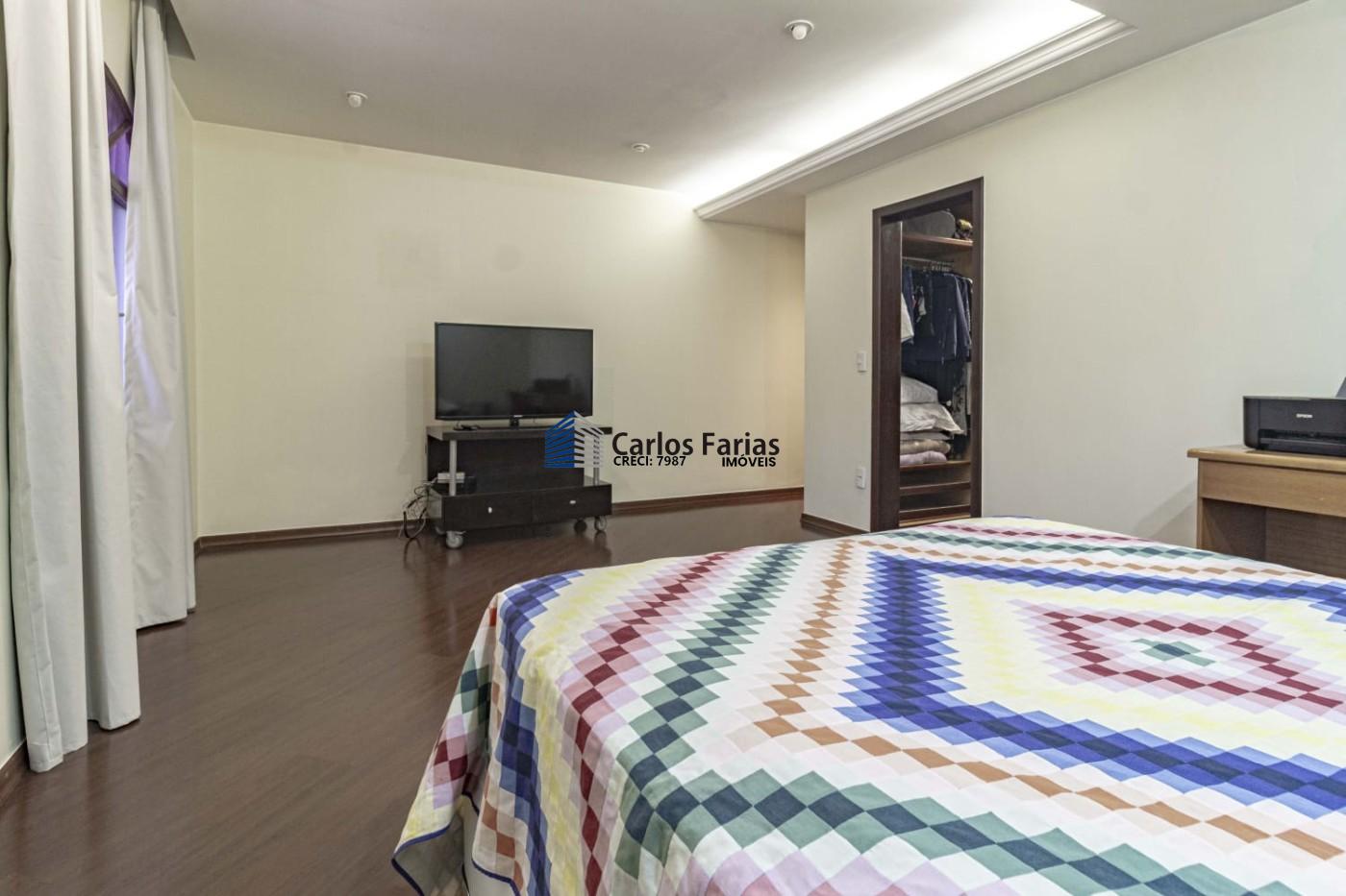 Casa à venda com 6 quartos, 450m² - Foto 21