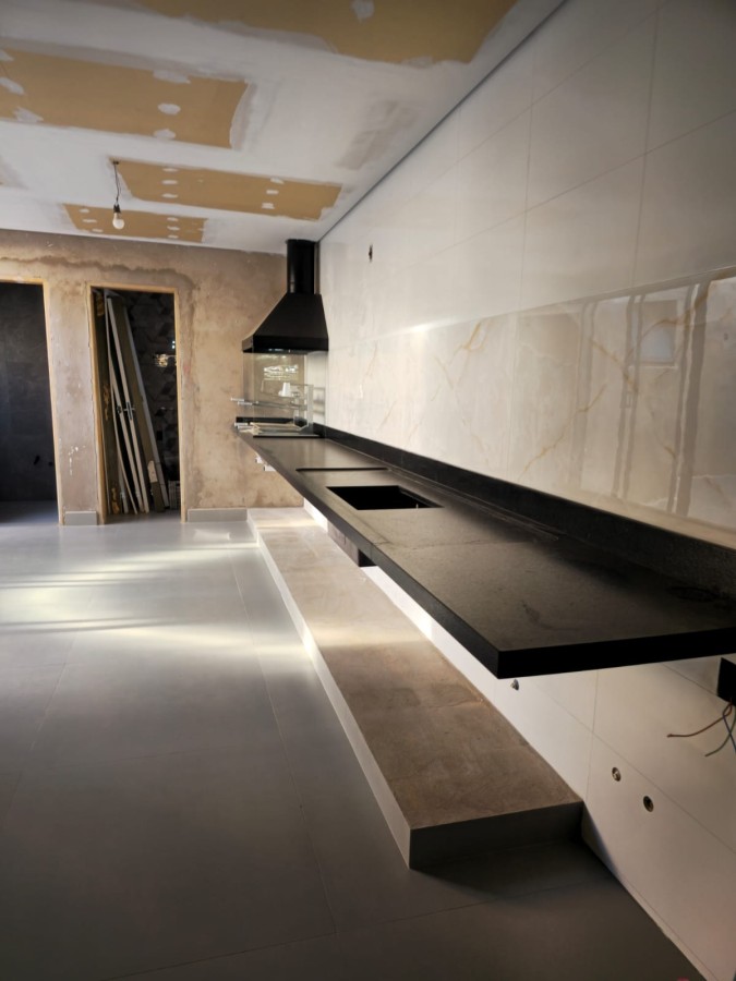 Casa à venda com 2 quartos, 150m² - Foto 19